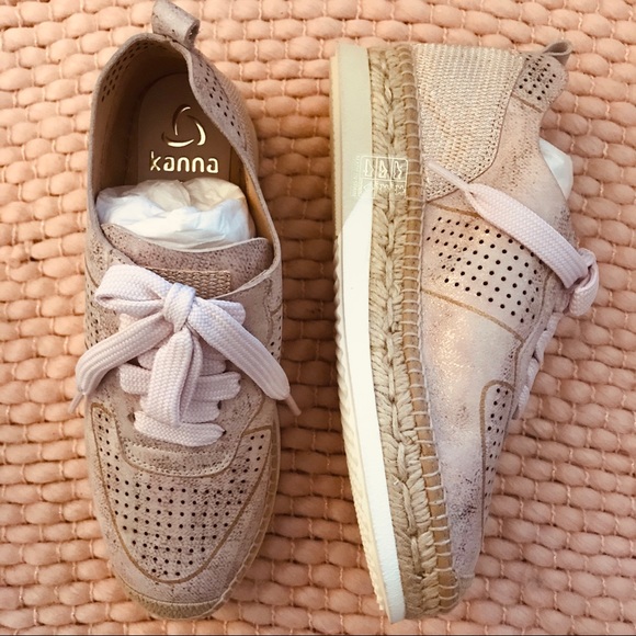 kanna || Laced Sneakers - Pink - Picture 1 of 14